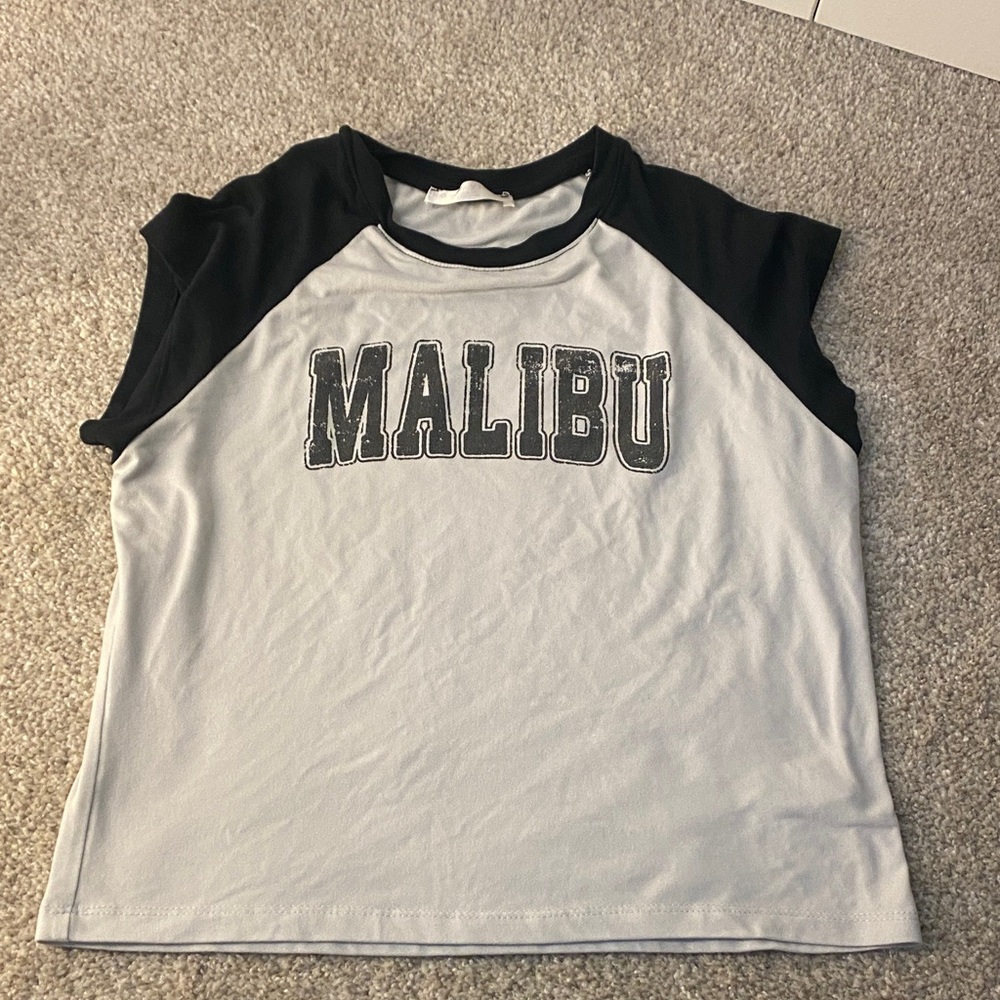 3/$20 Rose & Vine Malibu Graphic Raglan Tee - Black & White